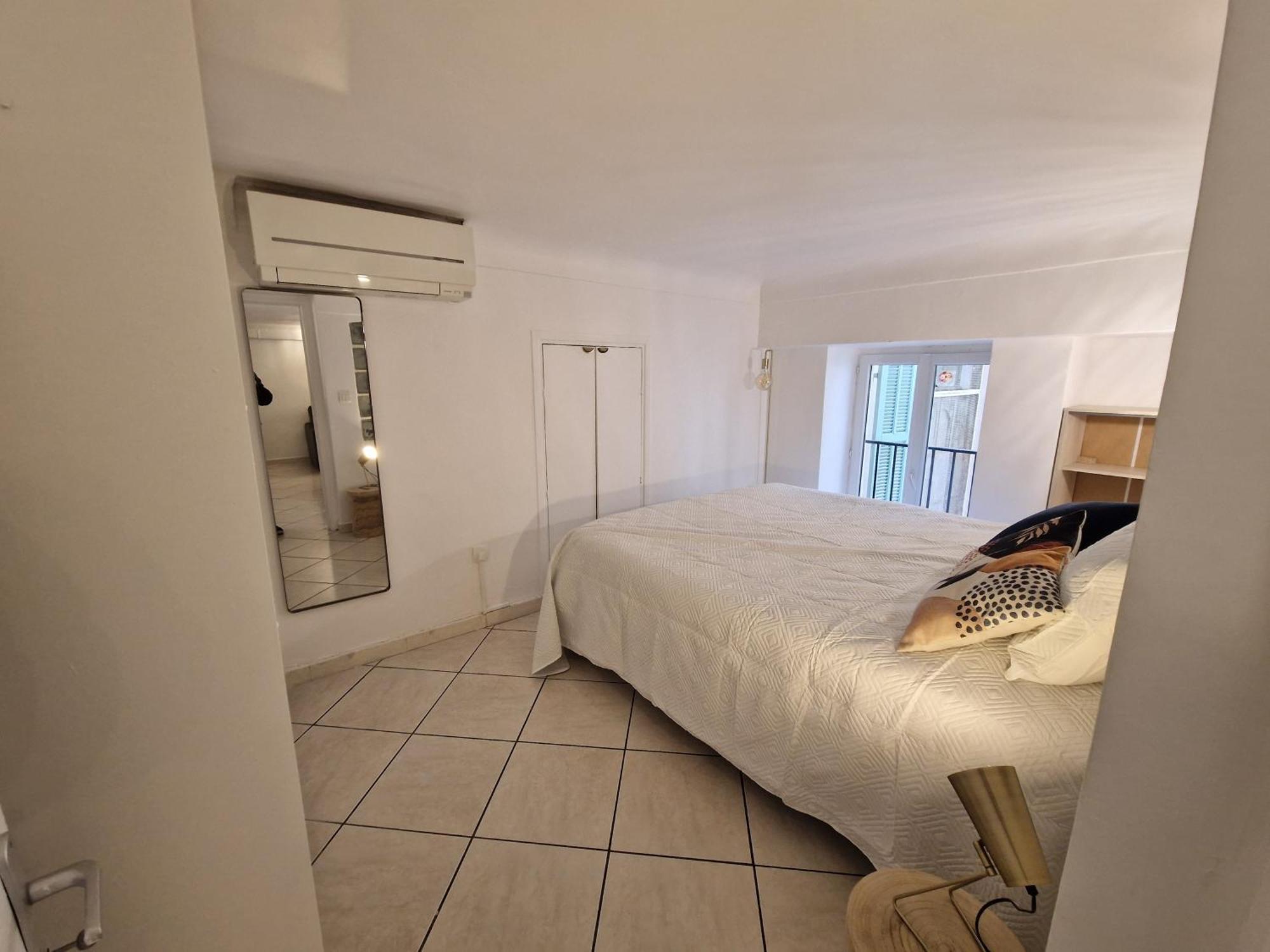 Le Cosy - Renovated In Place Massena Ницца Экстерьер фото